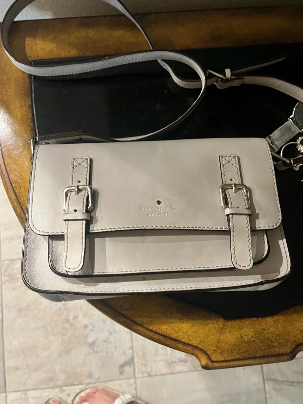 kate spade Essex Crossbody bag Light Gray Crossbody Bag with Gold Hardware